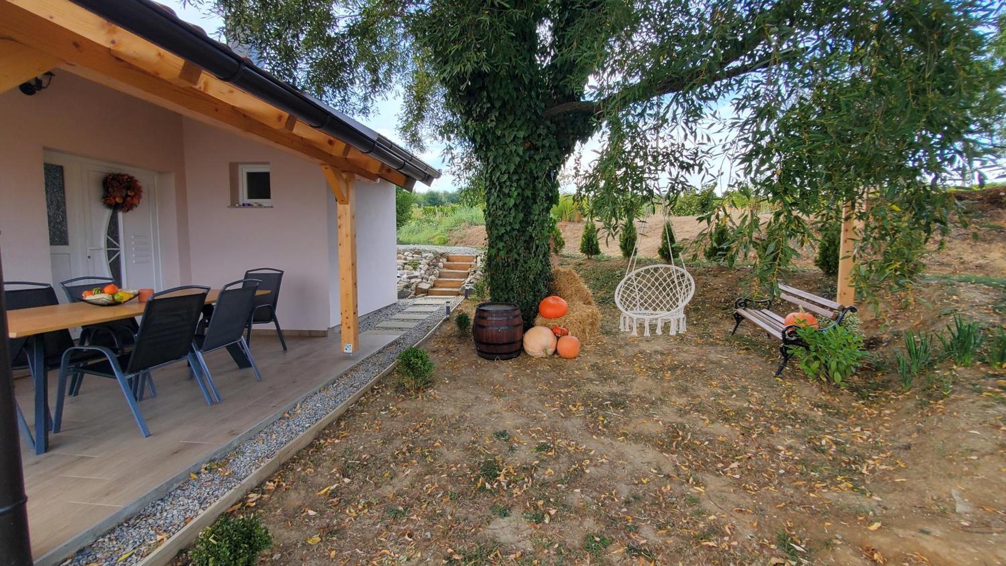 Holiday Home Vinovilla Kutjevo Exterior photo