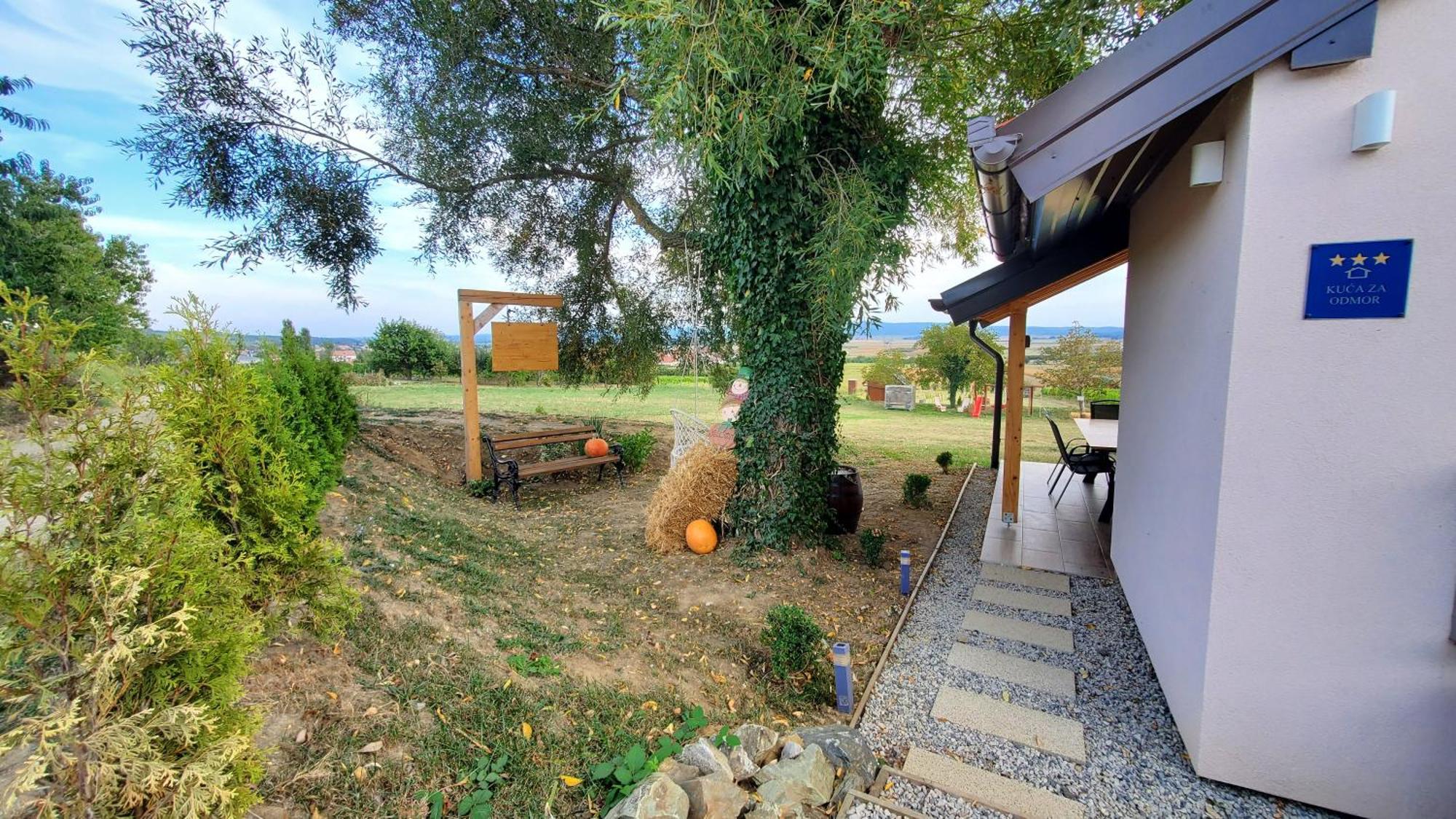 Holiday Home Vinovilla Kutjevo Exterior photo